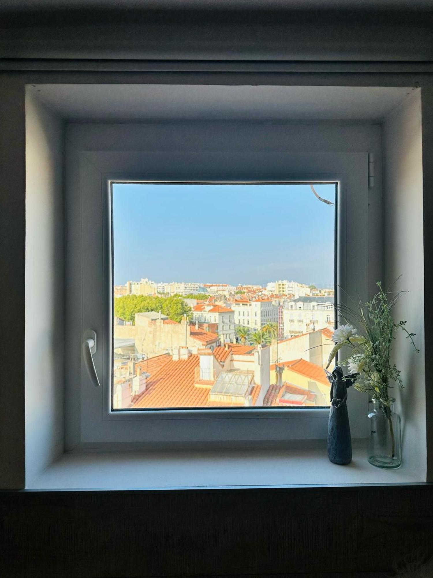 Bulle De Charme Avec Vue Apartment Perpignan Luaran gambar